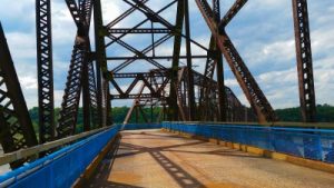 Chain of Rocks Bridge